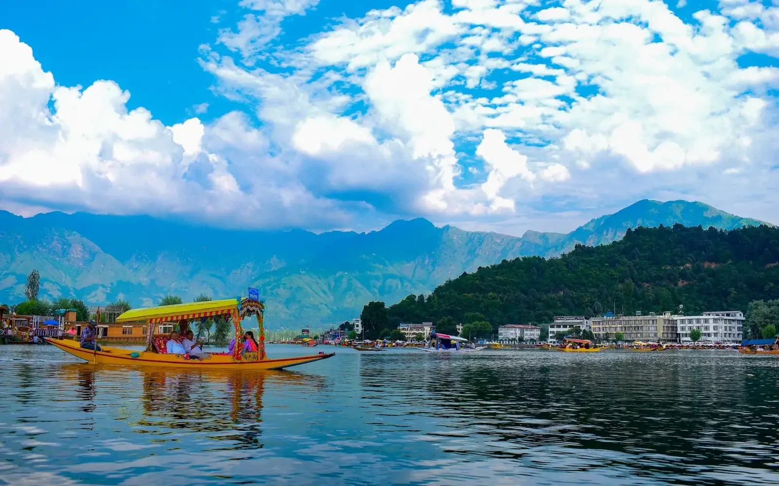 Kashmir Scenic Escape gallery photo 4