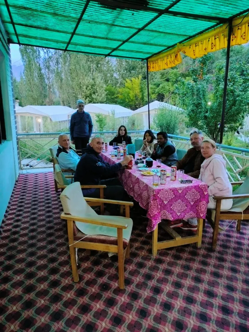 Mountain Camp Nubra — Dining beneath the poplars
