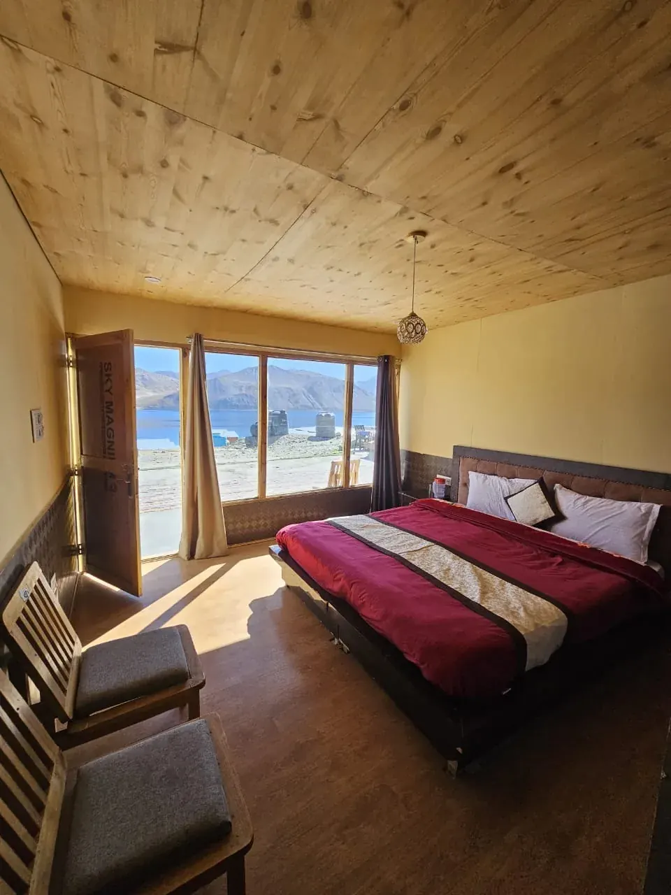 Mountain-view Room — Norling Cozy Cottage