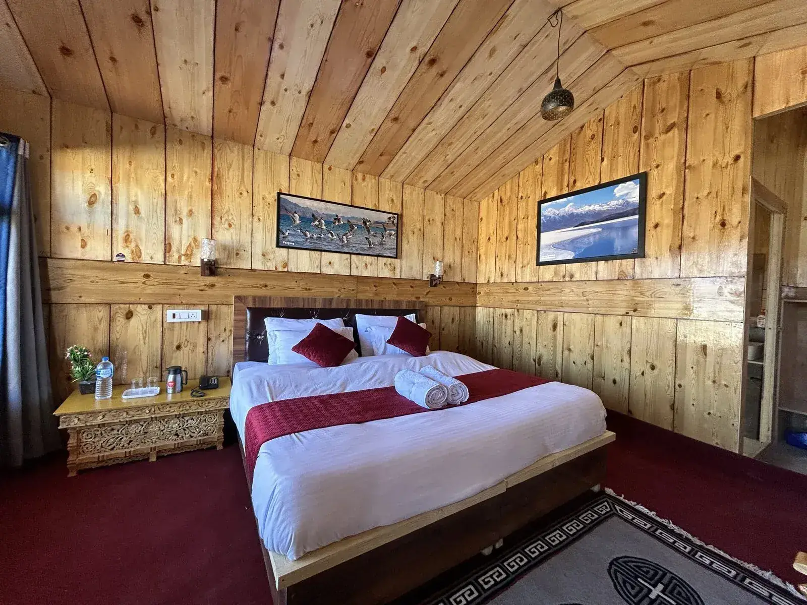 Deluxe Cottage — Pangong Pearl