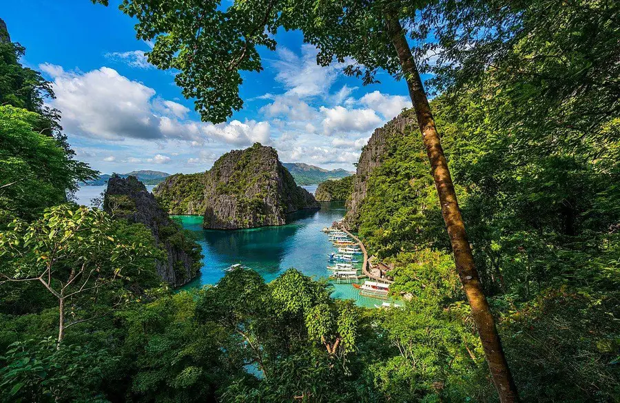 Coron Island Hopping gallery photo 3